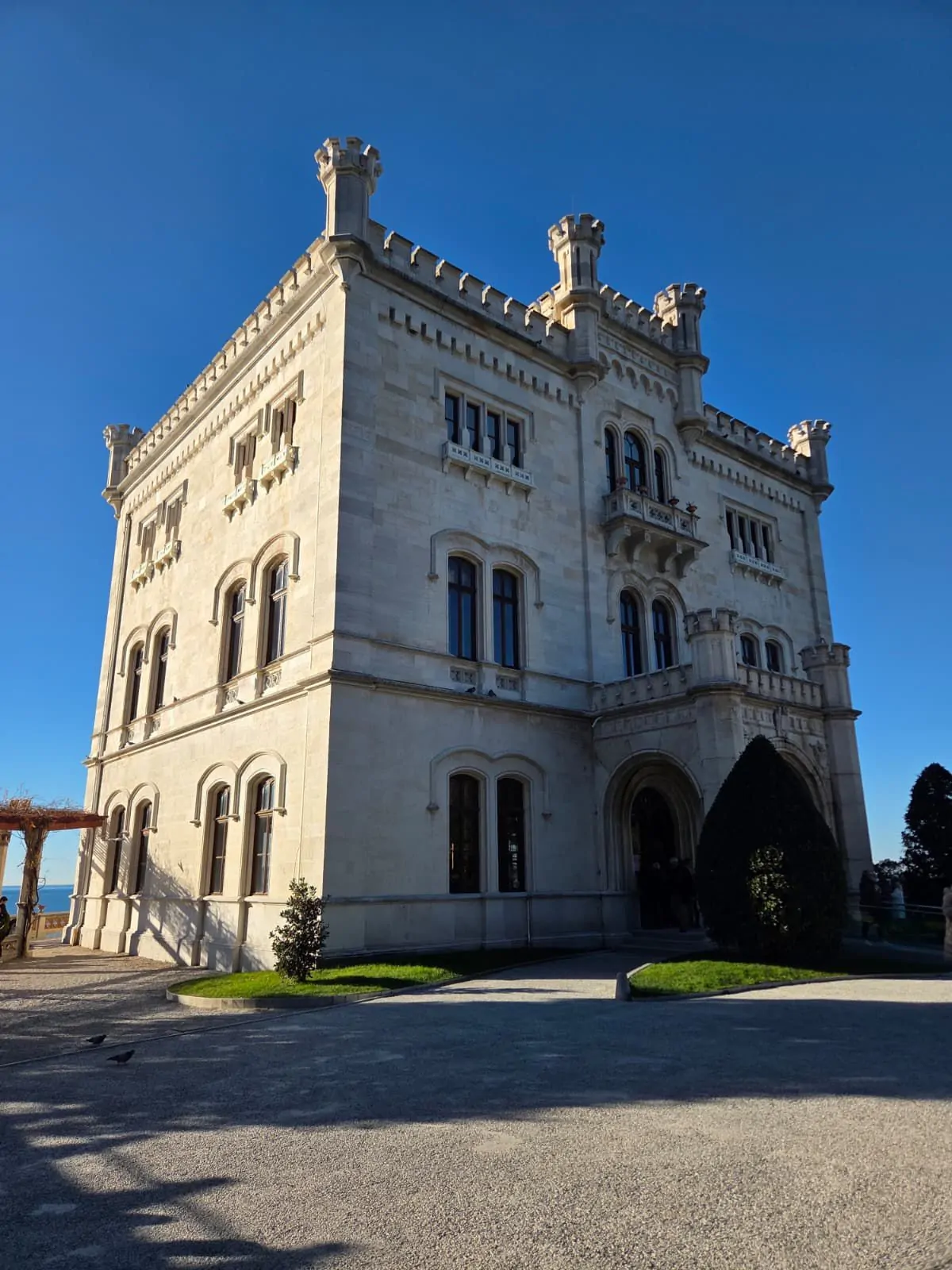 Predbožićni izlet u Trst i Miramare - IPA Istra 